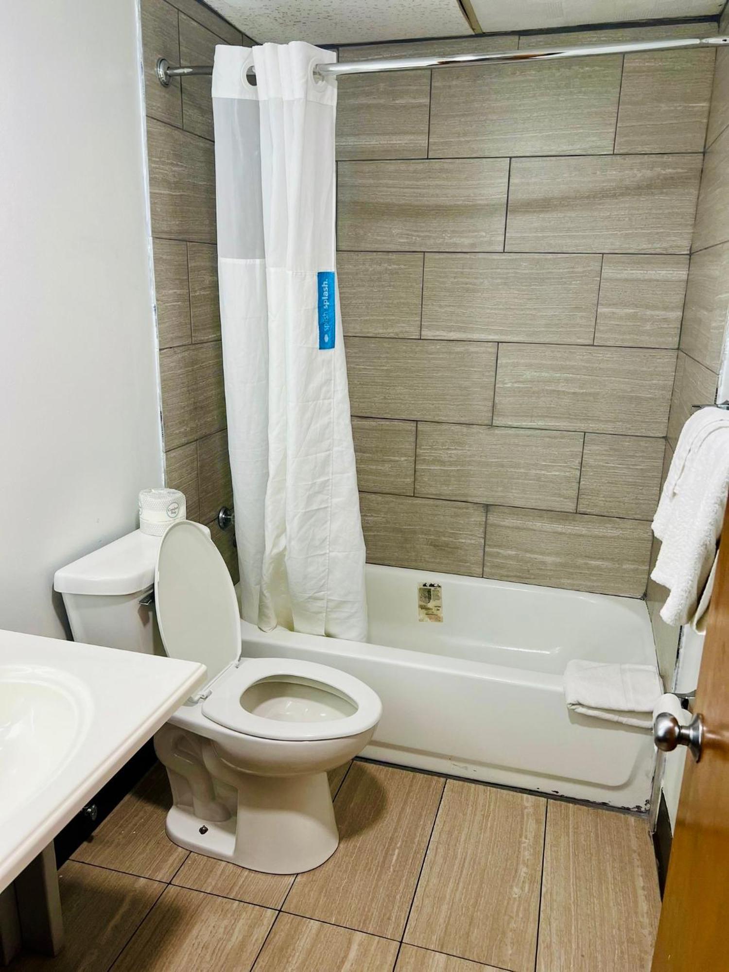 Travelodge By Wyndham Gallipolis Luaran gambar